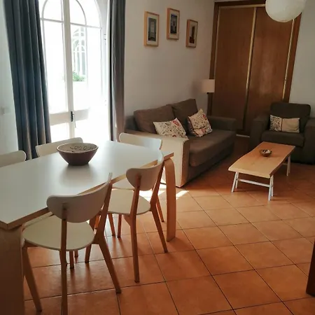 Garden Sunny And Pool Apartamento *