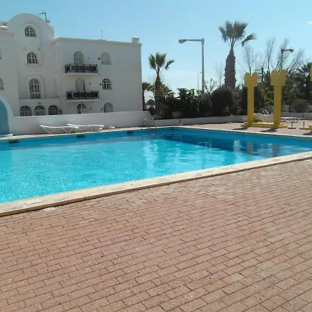 Apartment Garden Sunny And Pool